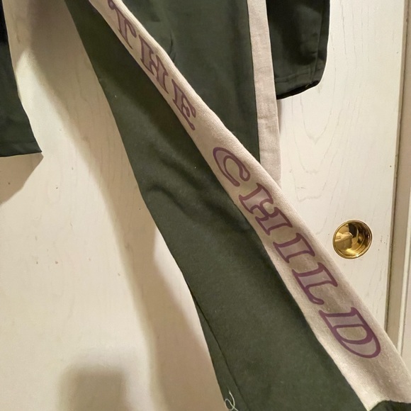 Star Wars Baby Yoda PJ set size 3T - Picture 6 of 6